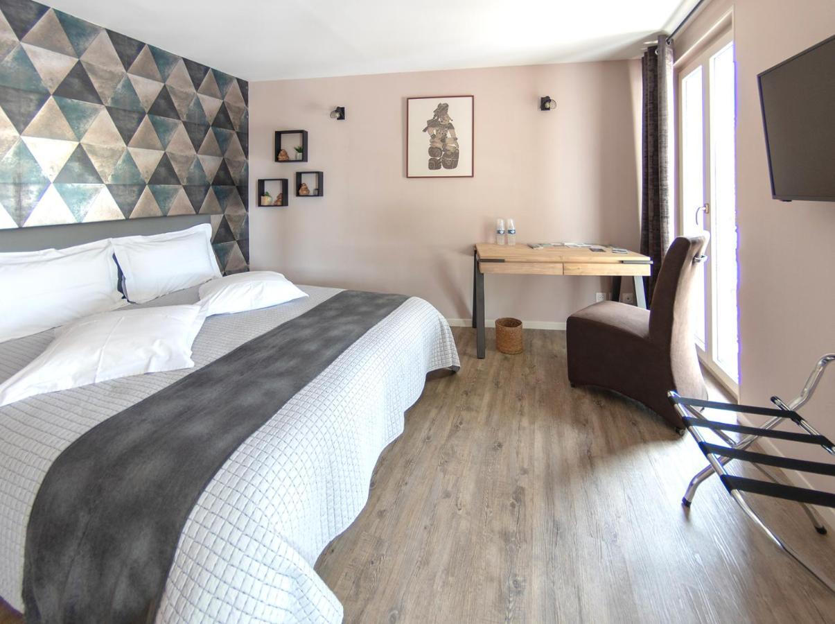 Hotel Le Relais De La Poste Gourdon en Quercy Esterno foto